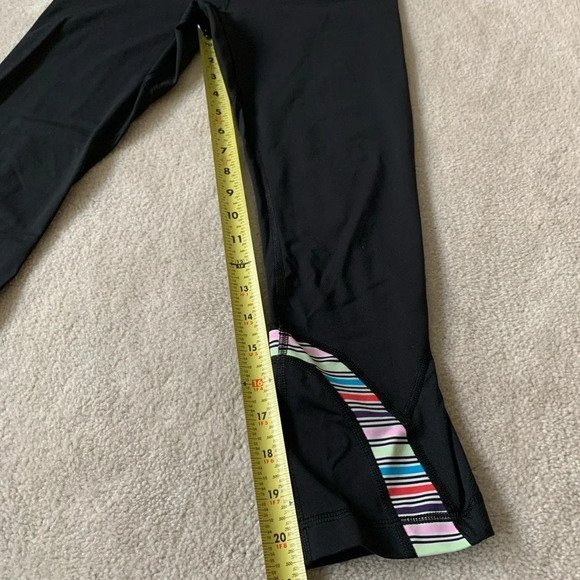 LULULEMON RUN: Inspire II Crop legging, size 6 - Picture 3 of 13